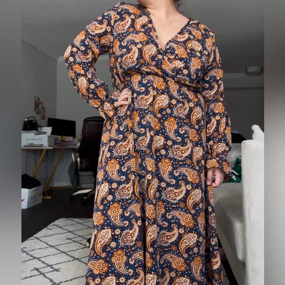 XL Maxi Dress with long sleeves